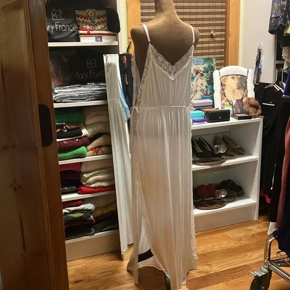 NWT Size Large Greek Goddess Victoria Secret White Nightgown or Beach cover-up - Picture 4 of 7
